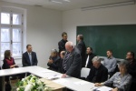 PDG Radoslav Galić uručuje nagradu studentu ETF-a Dini Pavliću